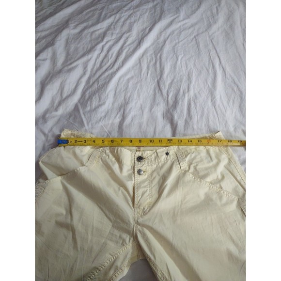Joie Capri Pants Size 31 Faint Yellow Bottom Zip On Sides - Picture 6 of 9